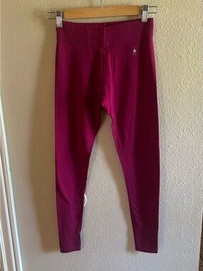 Smartwool women’s thermal base layer wool leggings in a Fuchsia Pink Leggings XS